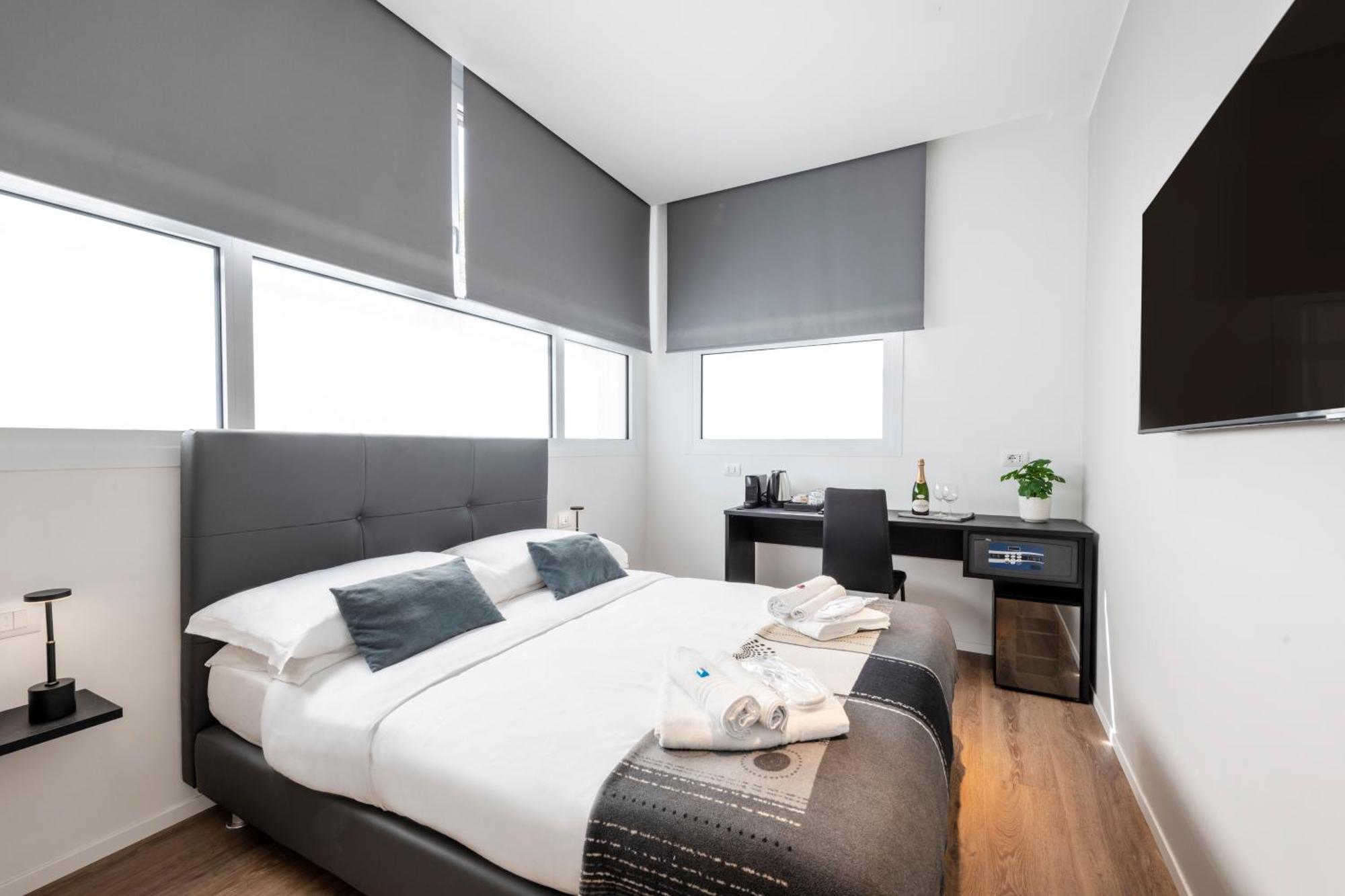 Bnbutler - Inbrera Suites - Giulianova, 1 Milan Bagian luar foto