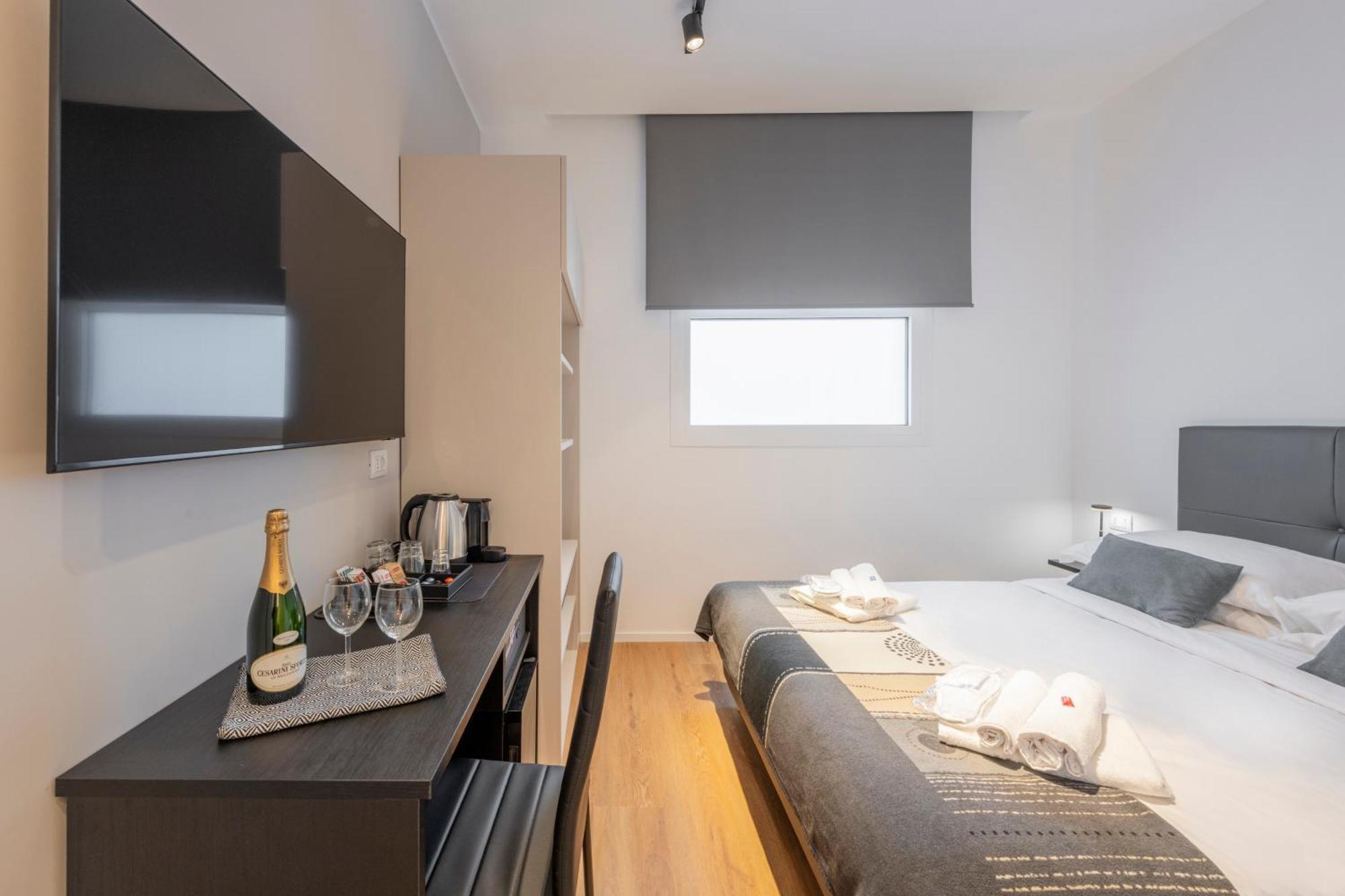 Bnbutler - Inbrera Suites - Giulianova, 1 Milan Bagian luar foto