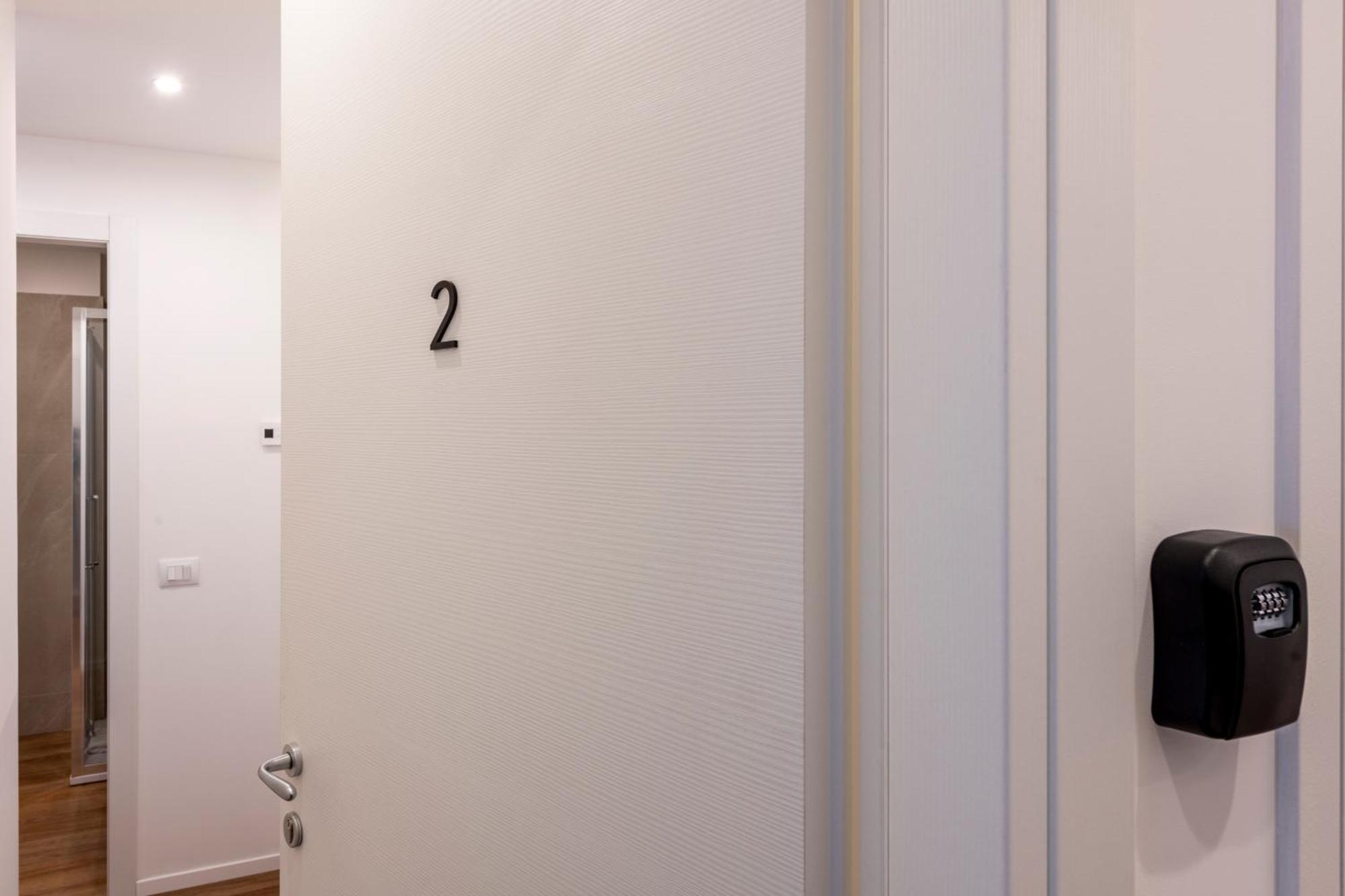 Bnbutler - Inbrera Suites - Giulianova, 1 Milan Bagian luar foto